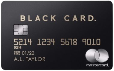 金属素材の富裕層向けのクレジットカード ラグジュアリーカード を持つべき人とは ペイメントナビ
