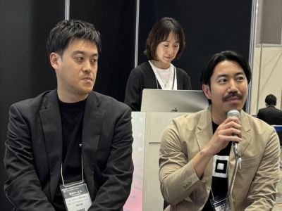 TOYOTA ARENA TOKYO事業所　コンセッション ユニットマネジャー 澤田安麿氏（左）、スクエアで新規加盟店様の導入を担当するシニア・オンボーディング・サポート・スペシャリスト　金城貴雄氏